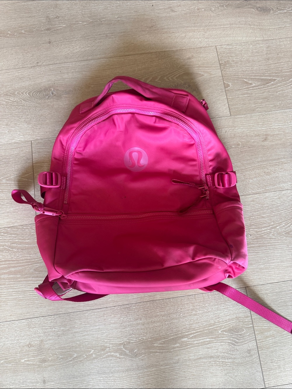 lululemon athletica Hot Pink Everyday Pack